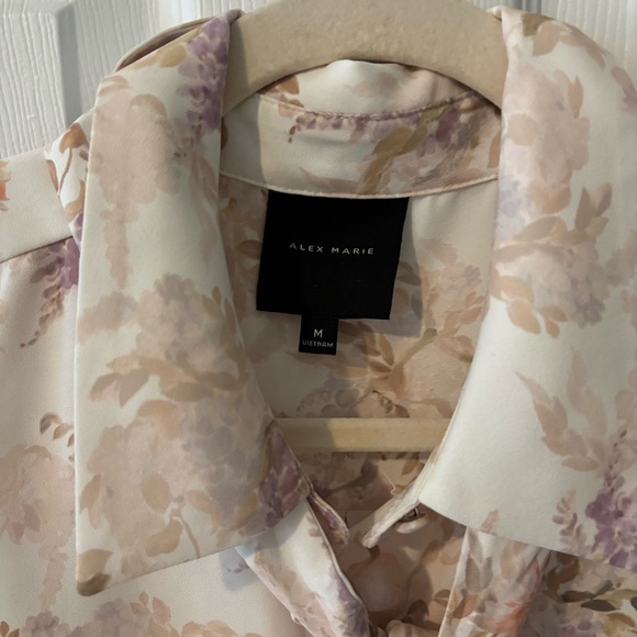 Alex Marie Floral Tank with Removable Tie size Medium - Picture 4 of 6